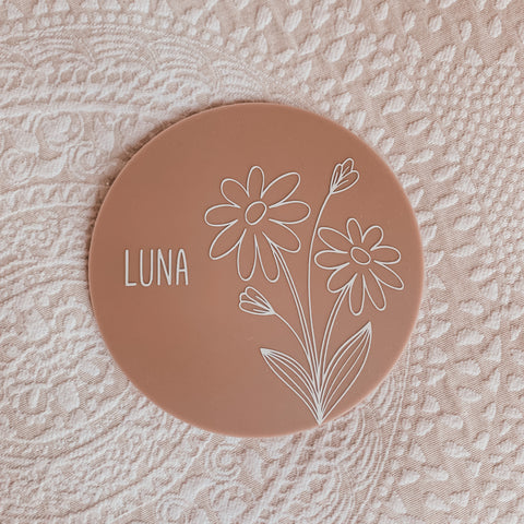 Acrylic Personalised Name Plaque | Daisy
